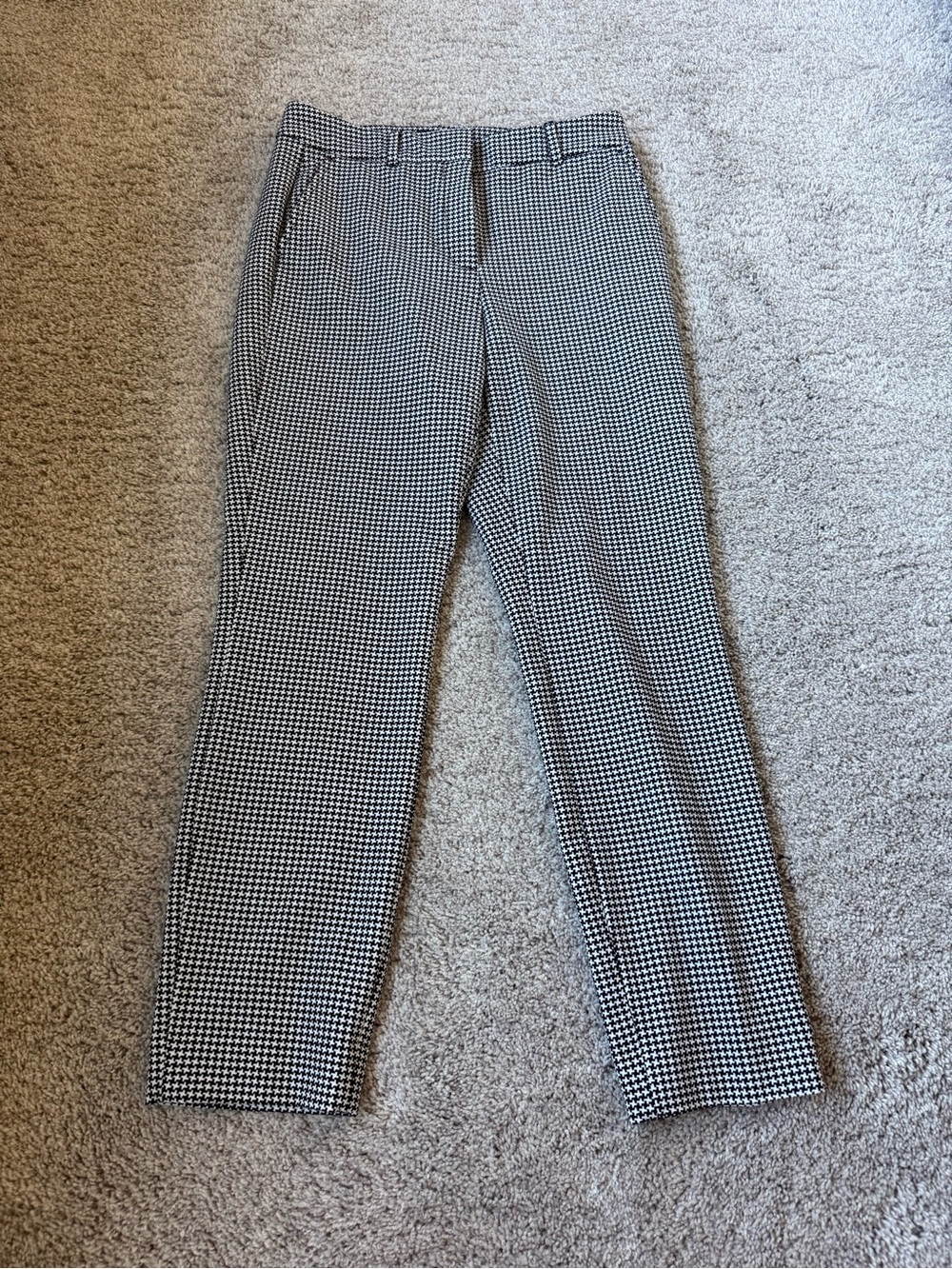 White House Black Market Black & White Houndstooth Elle Slim Straight-Leg Pants